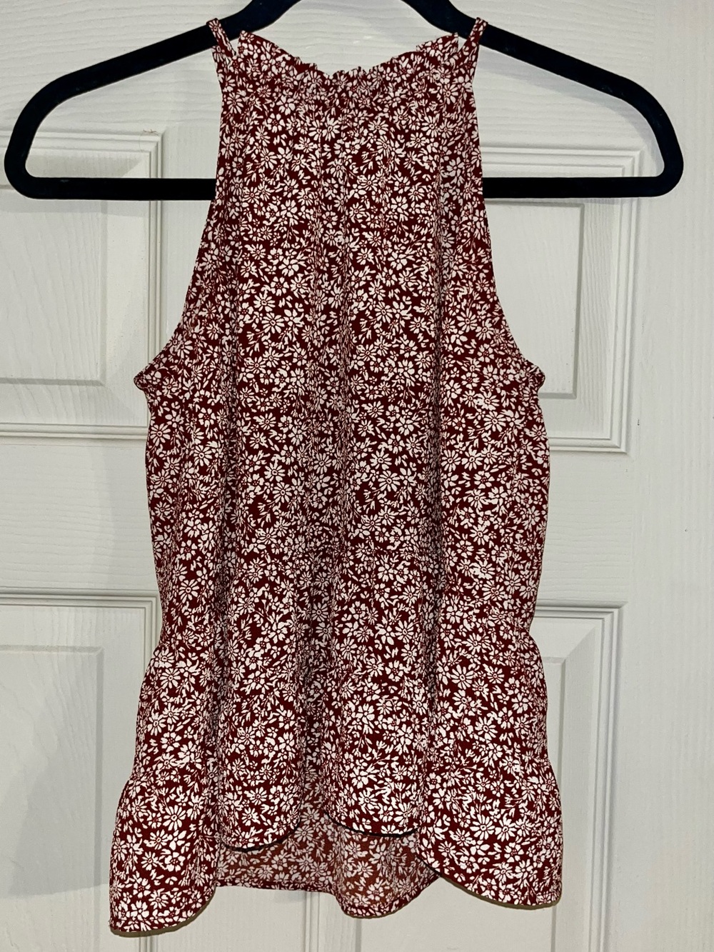 Monteau Maroon and White Floral Halter Tank